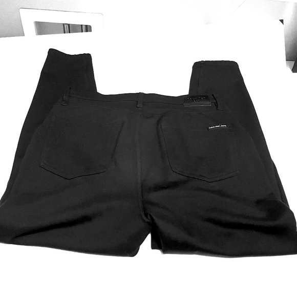 NWOT: Calvin Klein Jeans: Super High Rise Jegging: Black - Picture 3 of 8